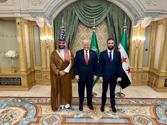 Trump Meets Interim Syrian President Ahmed al-Sharaa in Saudi Arabia: A Step Towards Regional Cooperation and Stability