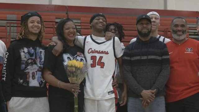 Davis Randle Louisville KY Obituary, Cause of Death; duPont Manual Senior Basketball Player, Davis Randle Dies Following Battle with Cancer